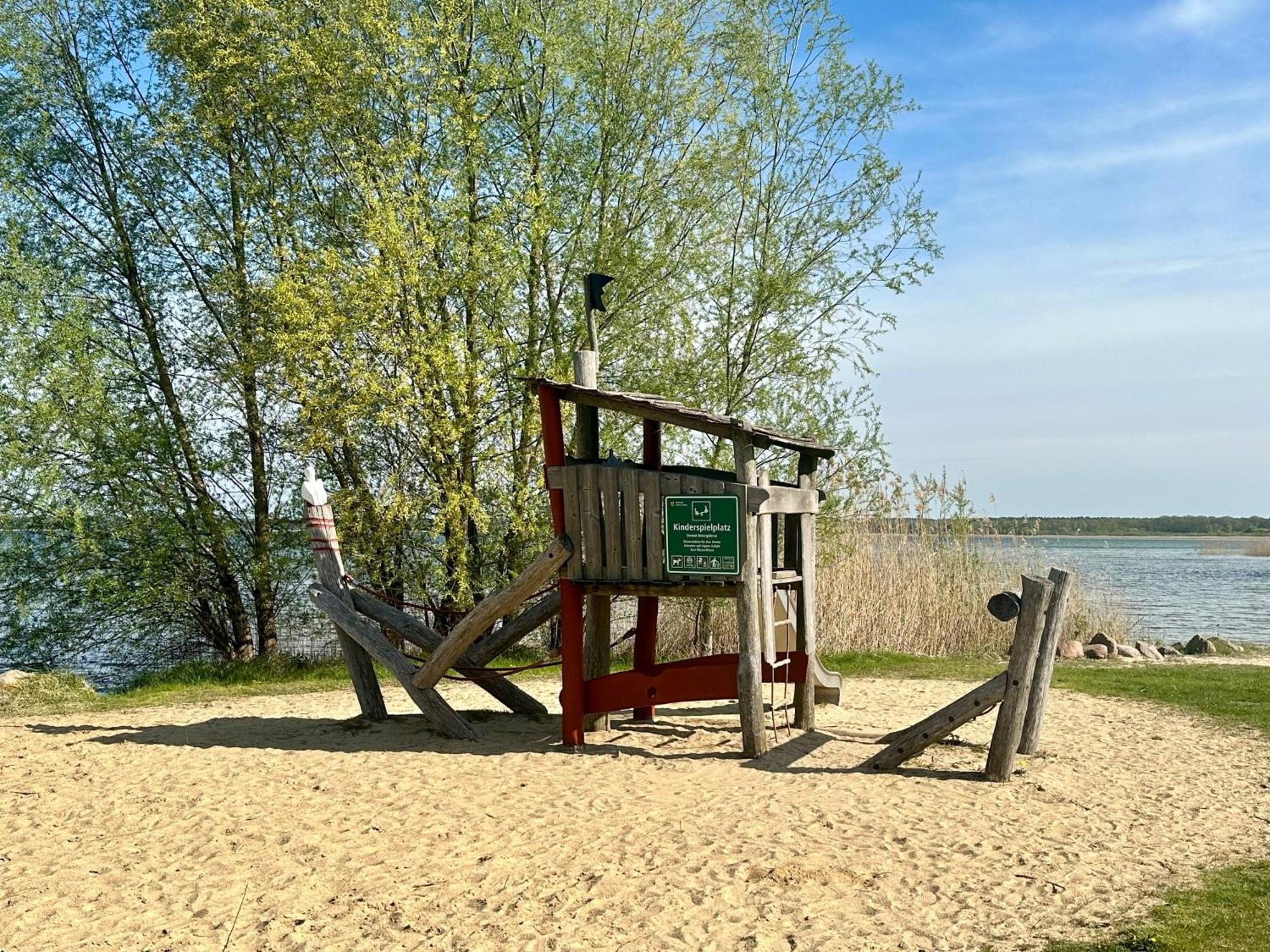 Kapitaens-Bungalow Am See Göhren-Lebbin Eksteriør bilde