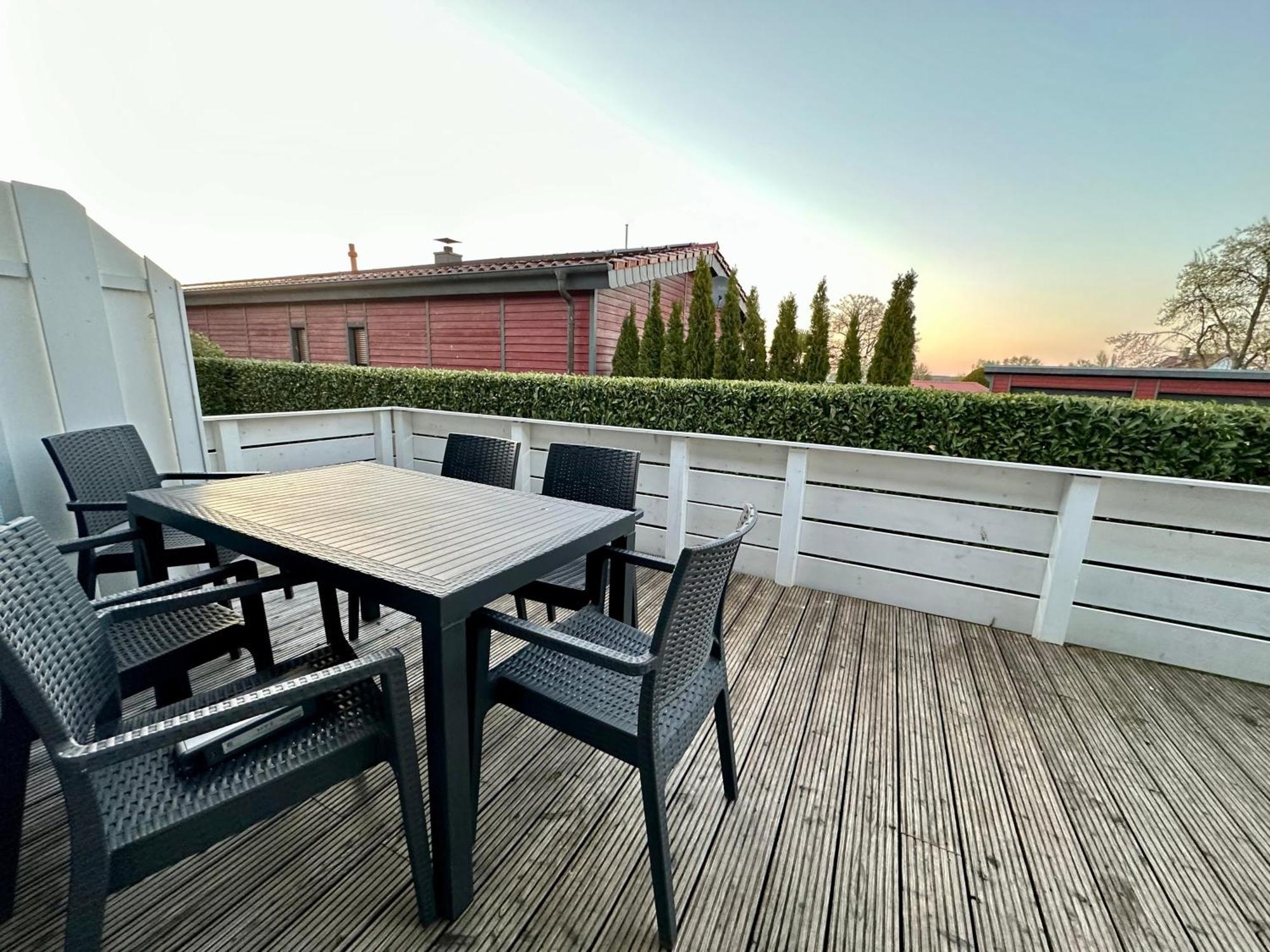 Kapitaens-Bungalow Am See Göhren-Lebbin Eksteriør bilde